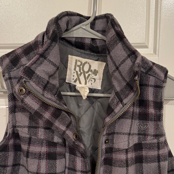 Roxy Black and Gray Checkered Vest - Picture 5 of 6